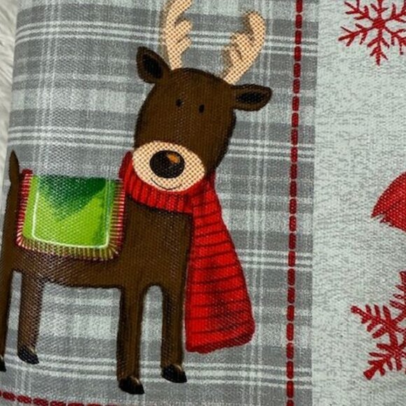 NWOT Vinyl Spillproof Waterproof Christmas Tablecloth with Backing 83" x 60" - Picture 5 of 11